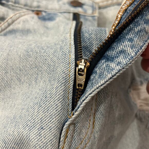 Vintage Levi’s 550 Reworked Denim Skirt Orange Tab Distressed Raw Hem Light Wash - Picture 9 of 15